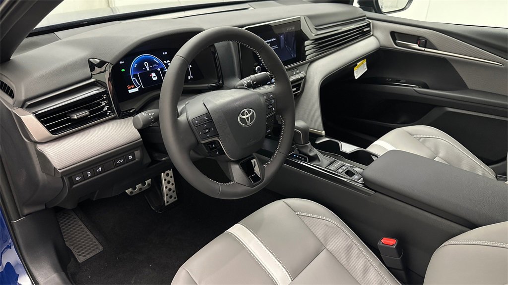 New 2026 Toyota Camry SE image 17