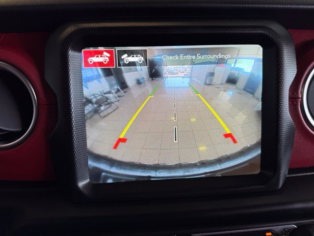 Used 2023 Jeep Wrangler Unlimited Rubicon 4xe AWD/4WD image 15