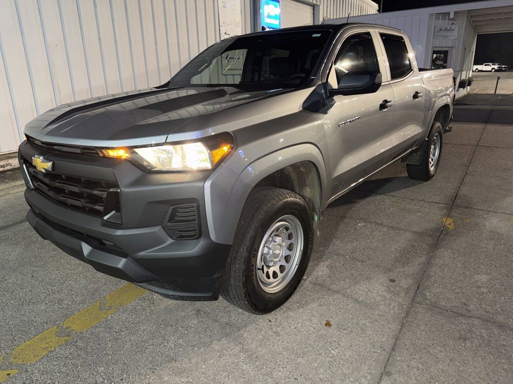 Used 2026 Chevrolet Colorado W/T w/ Advanced Trailering Package image 1