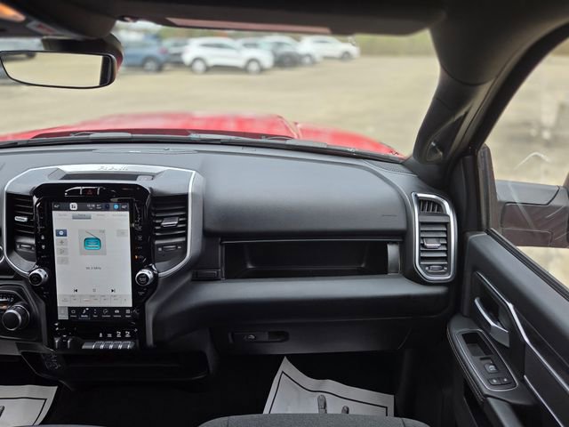 Used 2024 RAM 2500 Big Horn w/ Sport Appearance Package image 21