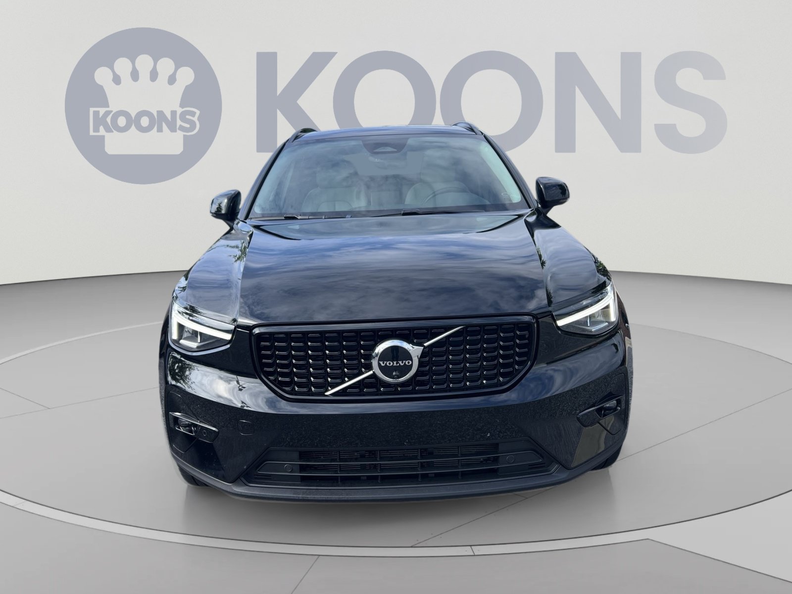 Used 2023 Volvo XC40 B5 Plus w/ Protection Package Premier AWD/4WD image 11