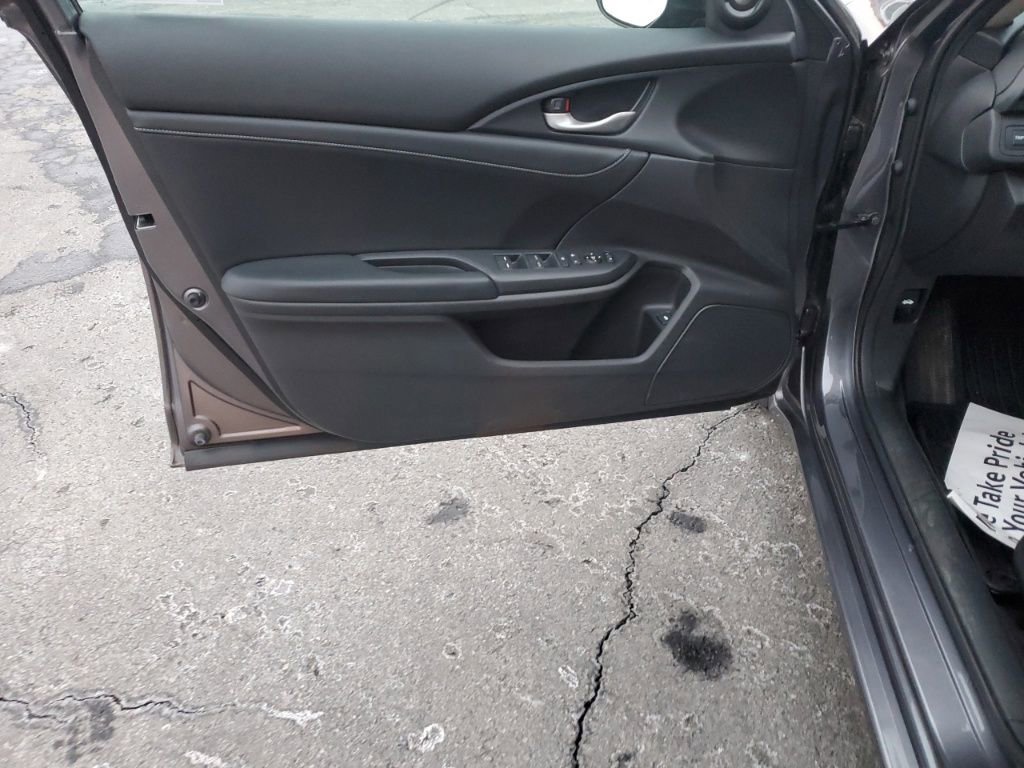 Used 2021 Honda Insight Touring image 12