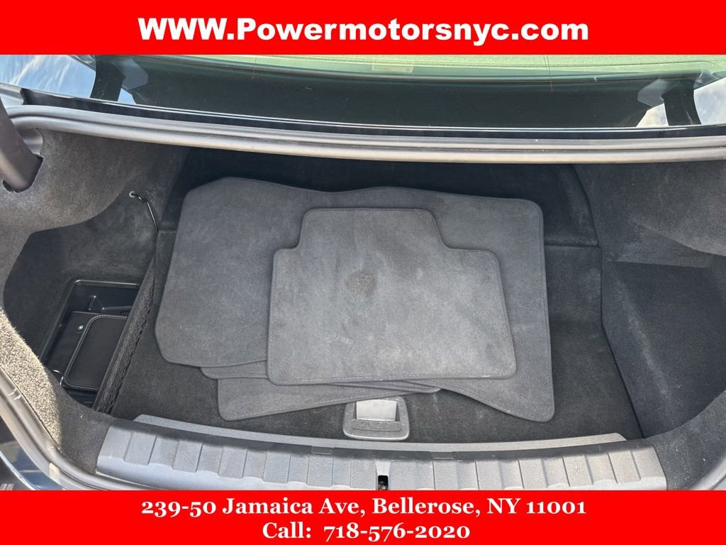 Used 2024 BMW 330e xDrive w/ Convenience Package image 21