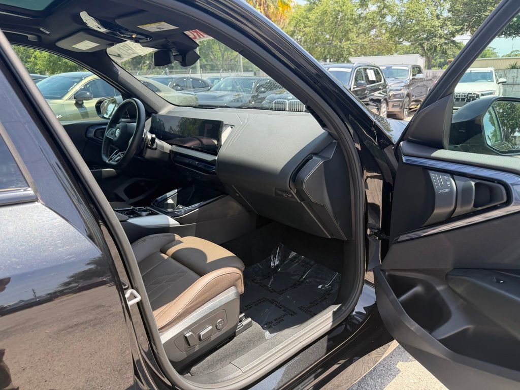Used 2025 BMW X3 xDrive30 AWD/4WD image 29
