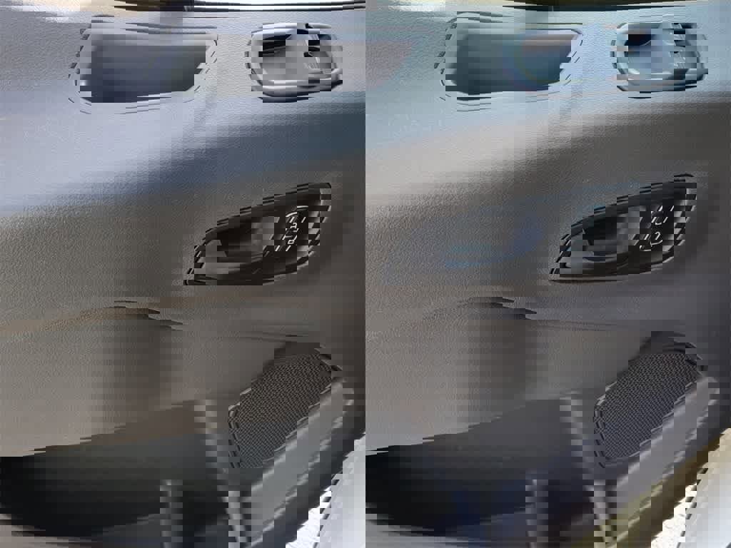 Used 2022 Ford Transit 350 XLT image 18