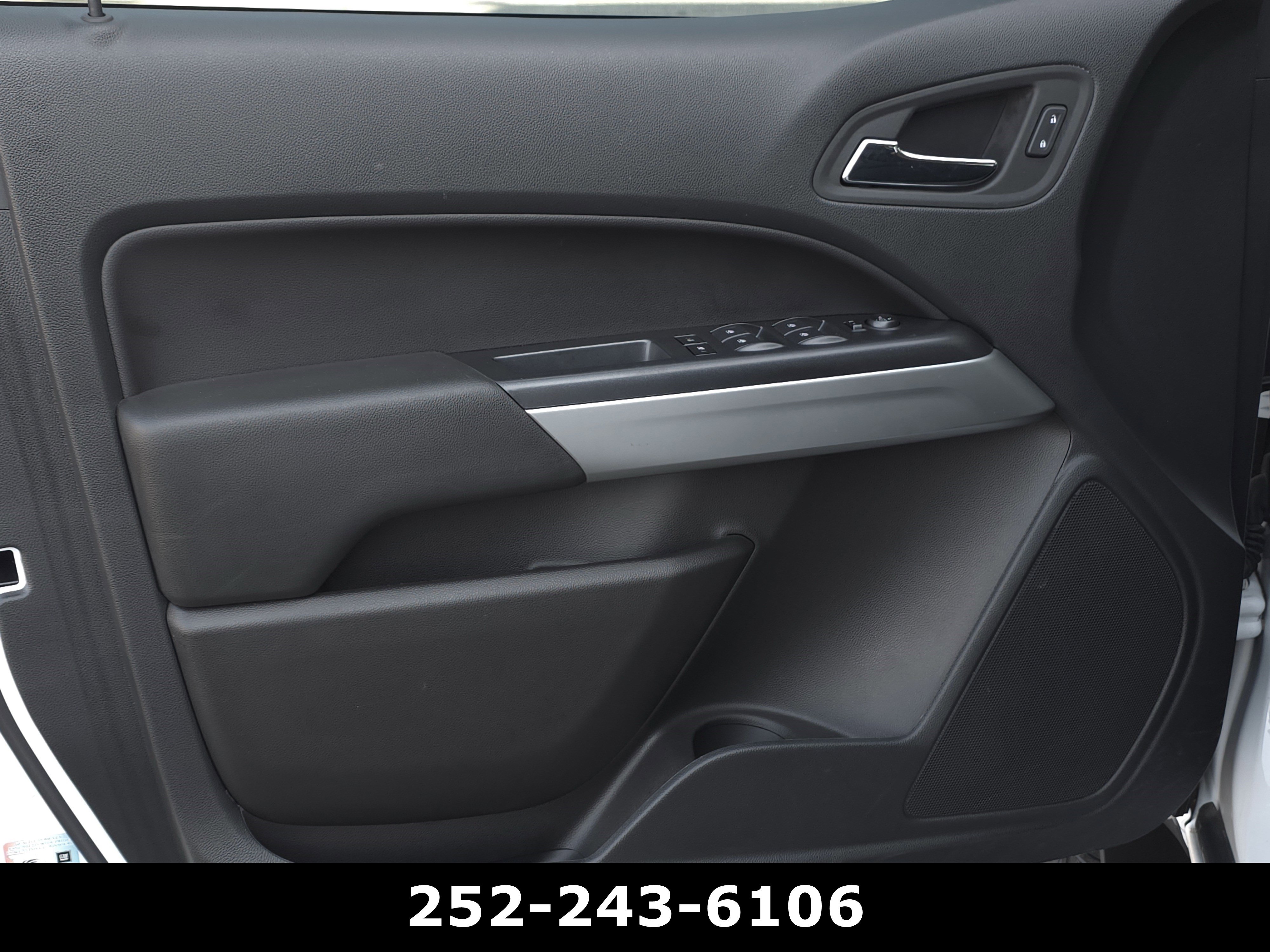 Used 2022 Chevrolet Colorado LT w/ LT Convenience Package RWD image 24