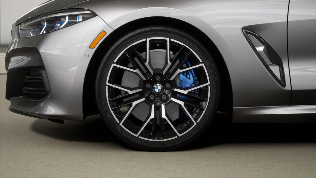 Used 2026 BMW M850i xDrive Coupe w/ M Carbon Exterior Package image 32