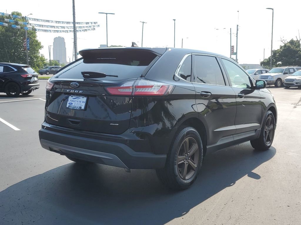 Certified 2022 Ford Edge SEL w/ Convenience Package image 3