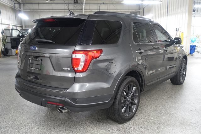 Used 2018 Ford Explorer XLT w/ Equipment Group 202A AWD/4WD image 7
