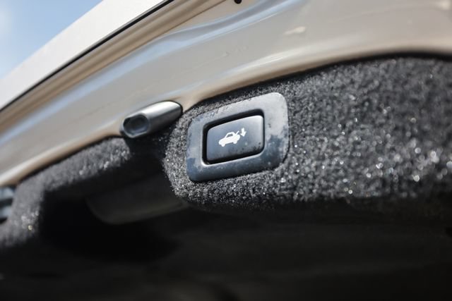 Used 2014 Lexus LS 460 AWD w/ Comfort Package image 46