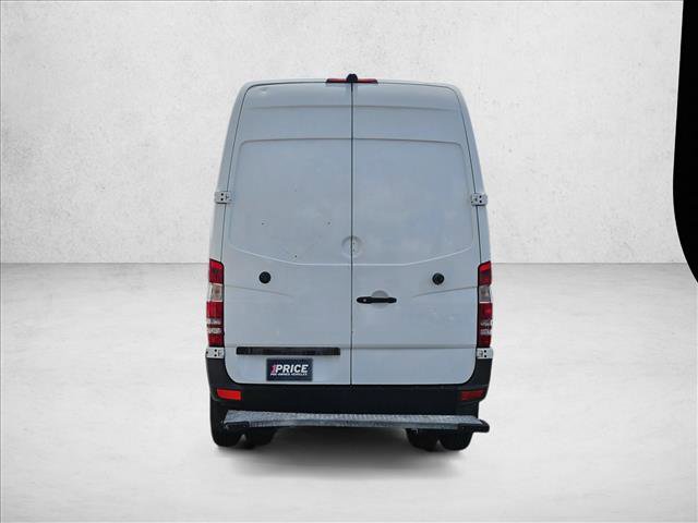 Used 2014 Mercedes-Benz Sprinter 3500 image 7