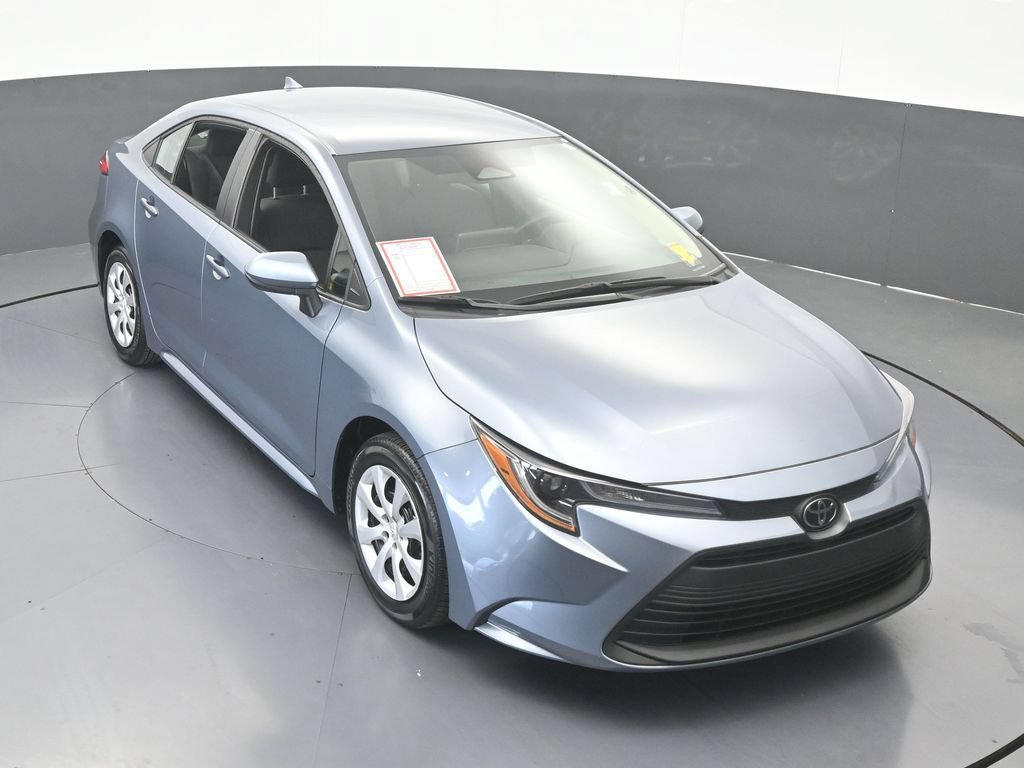 Used 2024 Toyota Corolla LE FWD image 45