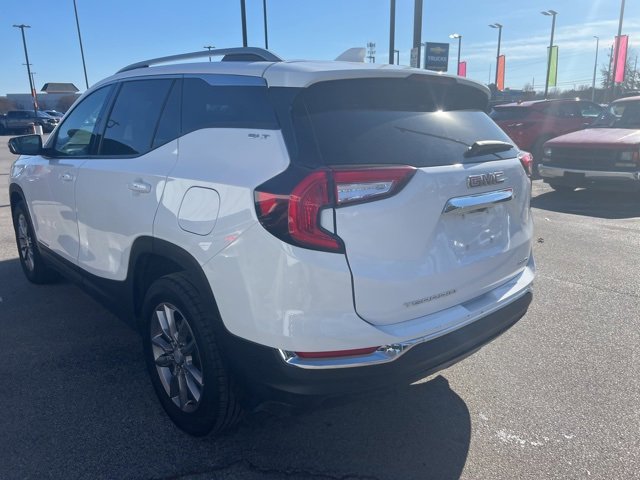 Used 2024 GMC Terrain SLT image 6