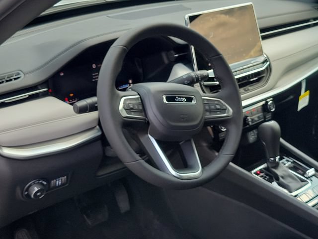 New 2026 Jeep Compass Limited AWD/4WD image 18