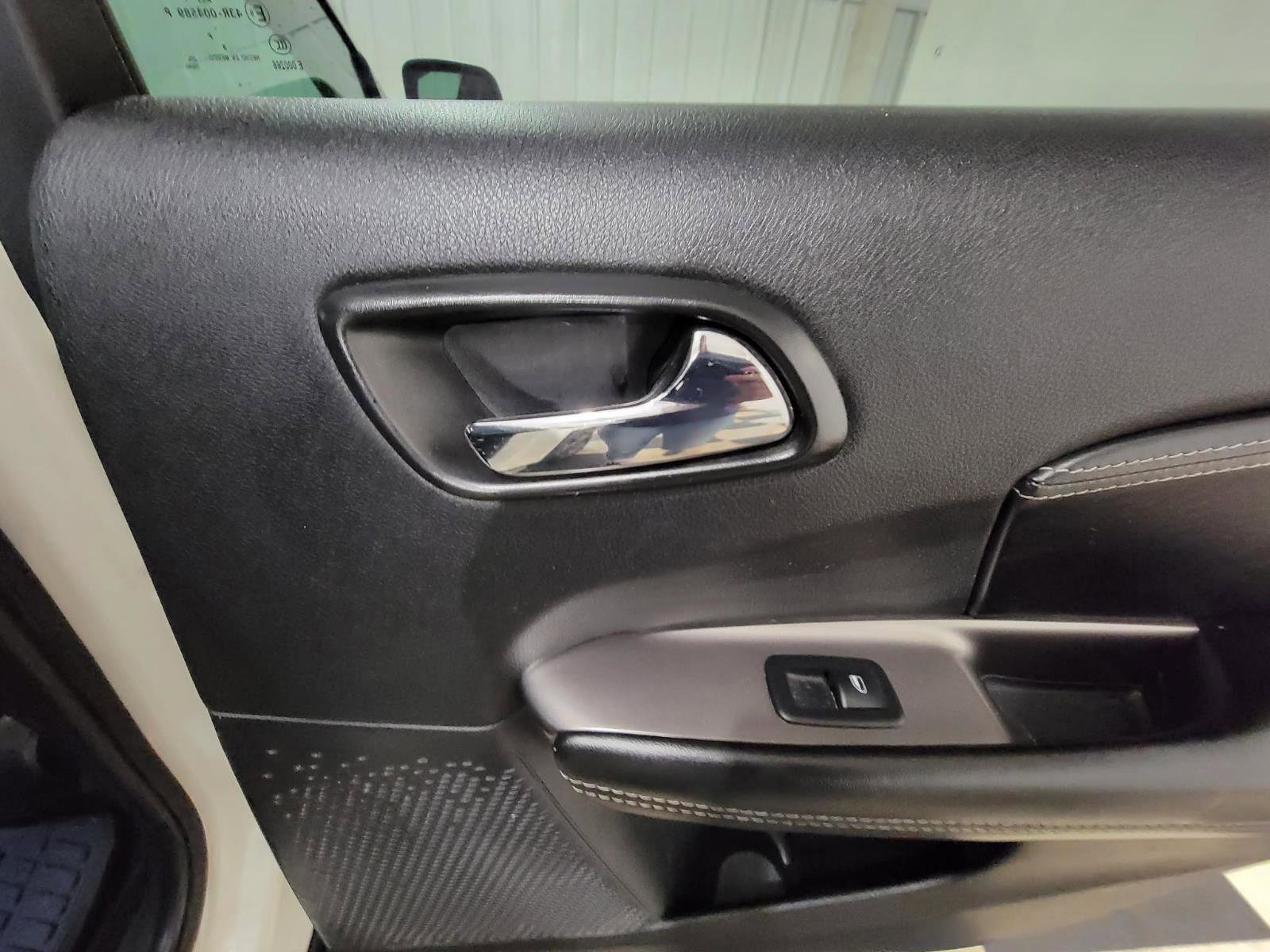 Used 2018 Dodge Journey Crossroad image 31