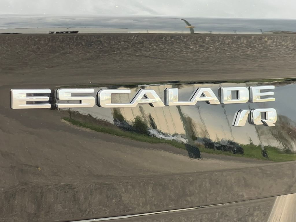 New 2026 Cadillac Escalade IQ Luxury 1 AWD/4WD image 9