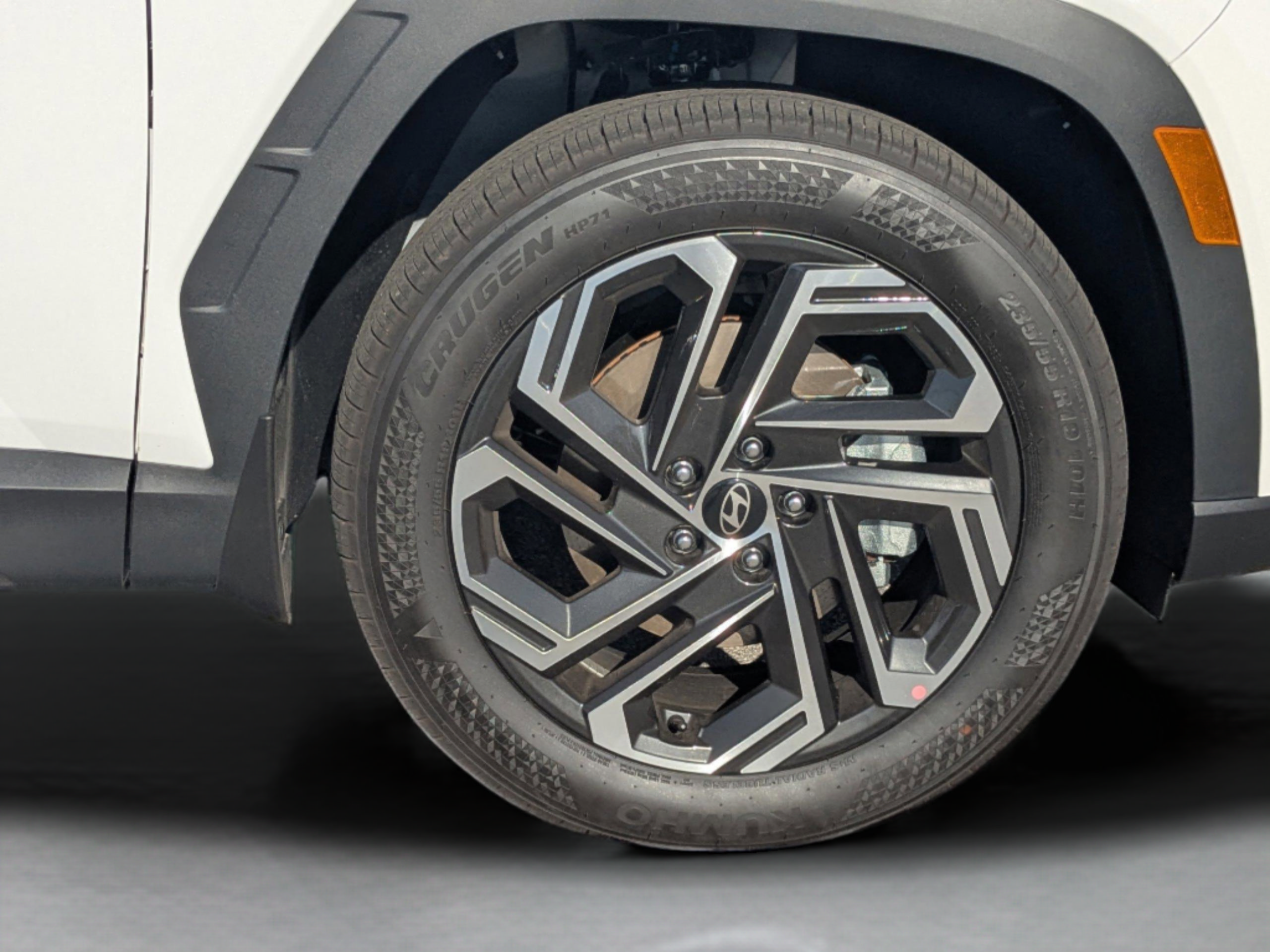 New 2026 Hyundai Tucson Limited FWD image 11