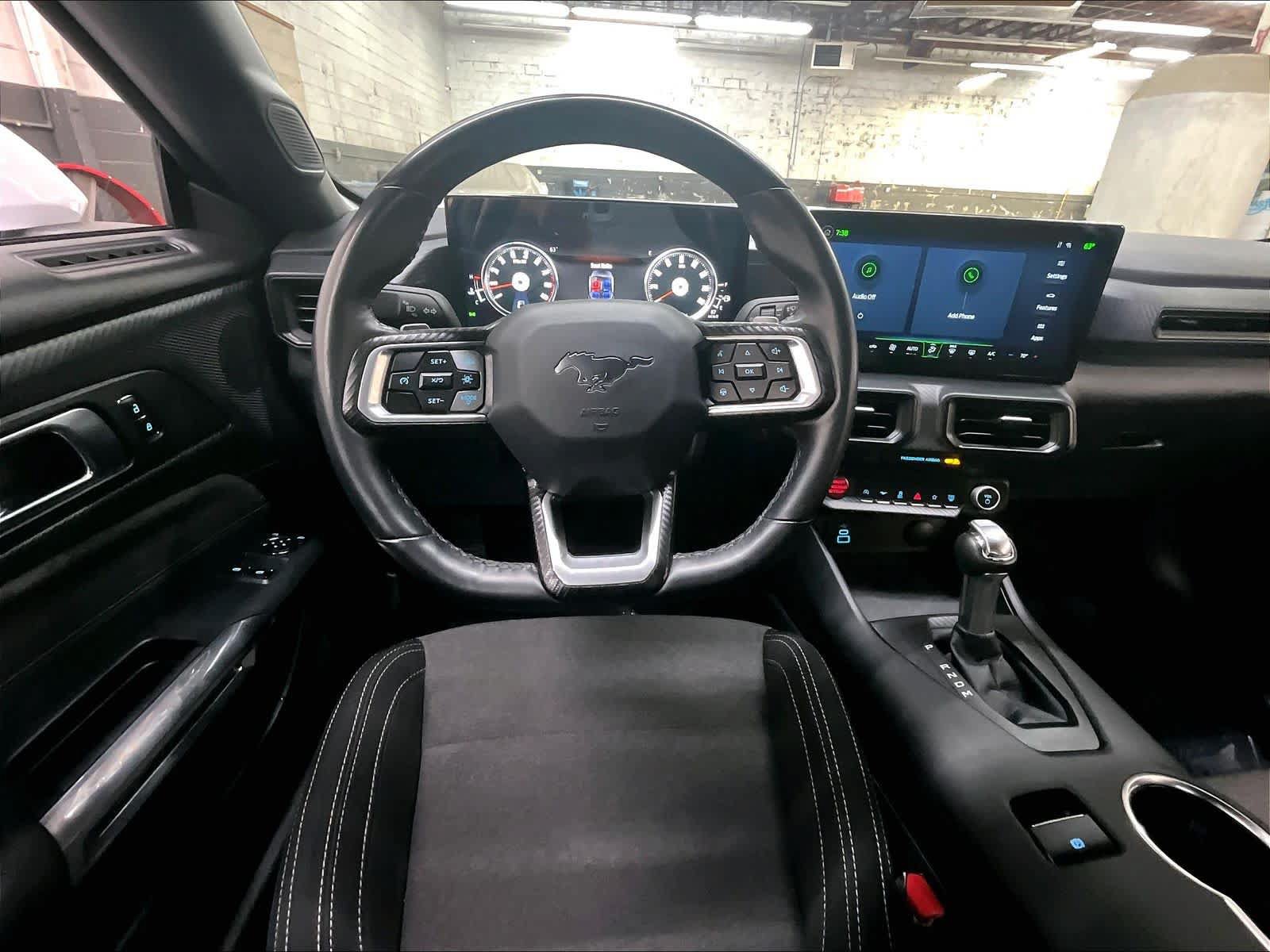 Used 2025 Ford Mustang GT RWD image 8