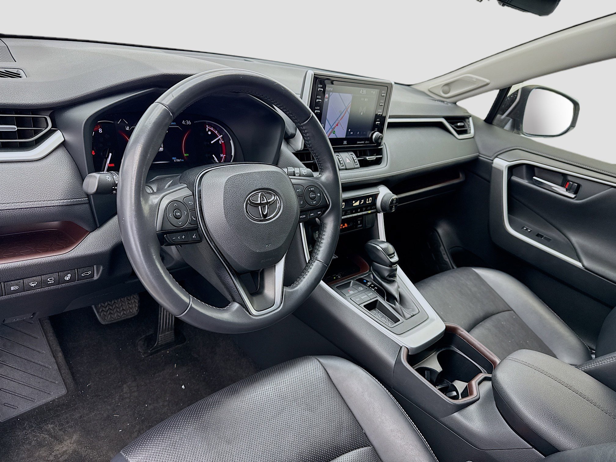 Used 2021 Toyota RAV4 Limited FWD image 7