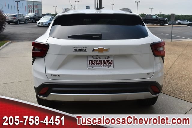 New 2026 Chevrolet Trax LT FWD image 8