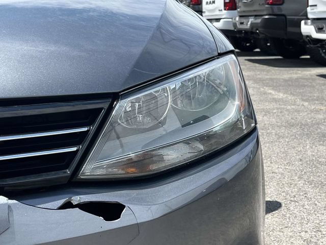 Used 2014 Volkswagen Jetta SE FWD image 9