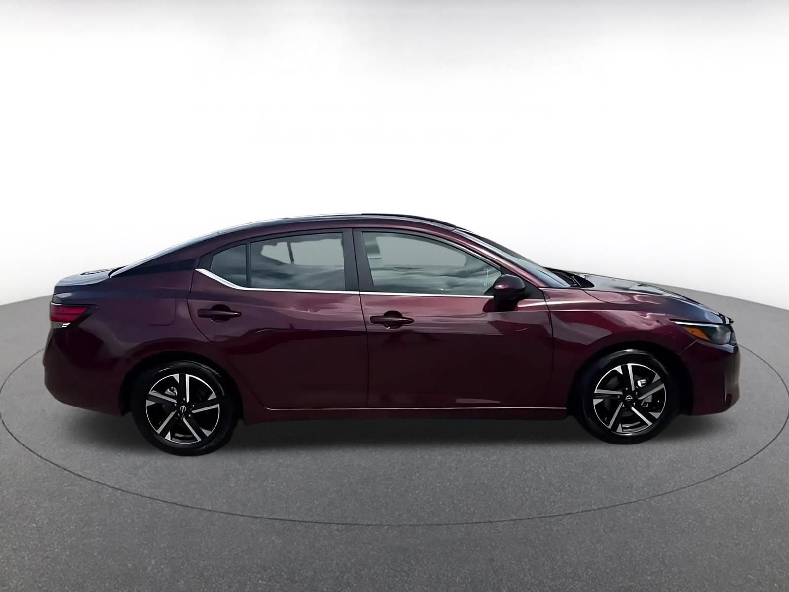 Used 2025 Nissan Sentra SV FWD image 16