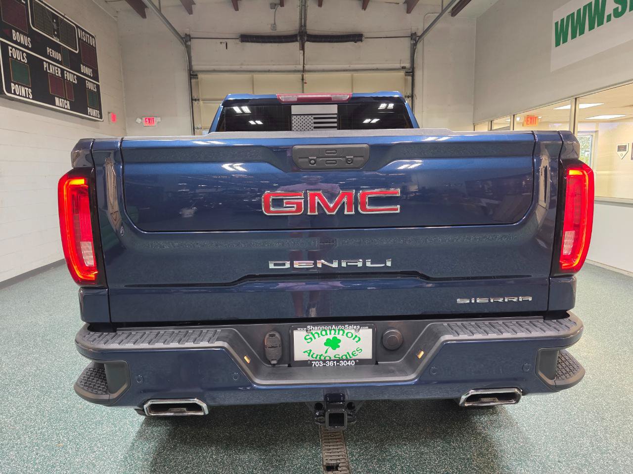 Used 2022 GMC Sierra 1500 Denali w/ Driver Alert Package II AWD/4WD image 8