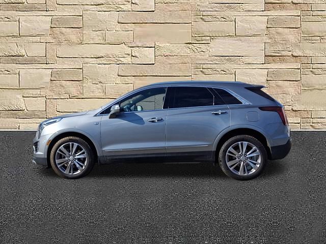 Certified 2025 Cadillac XT5 Premium Luxury image 2