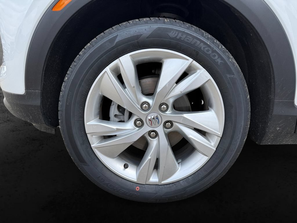 Used 2026 Buick Encore GX Preferred AWD/4WD image 12