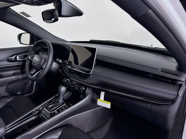New 2026 Jeep Compass Limited image 27