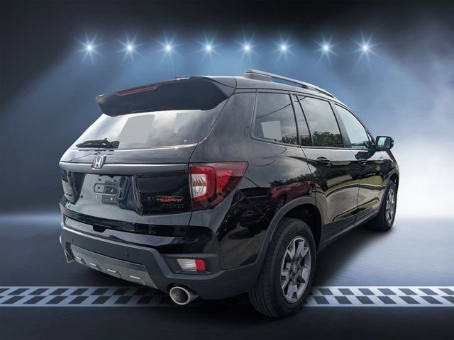 Used 2023 Honda Passport TrailSport image 3