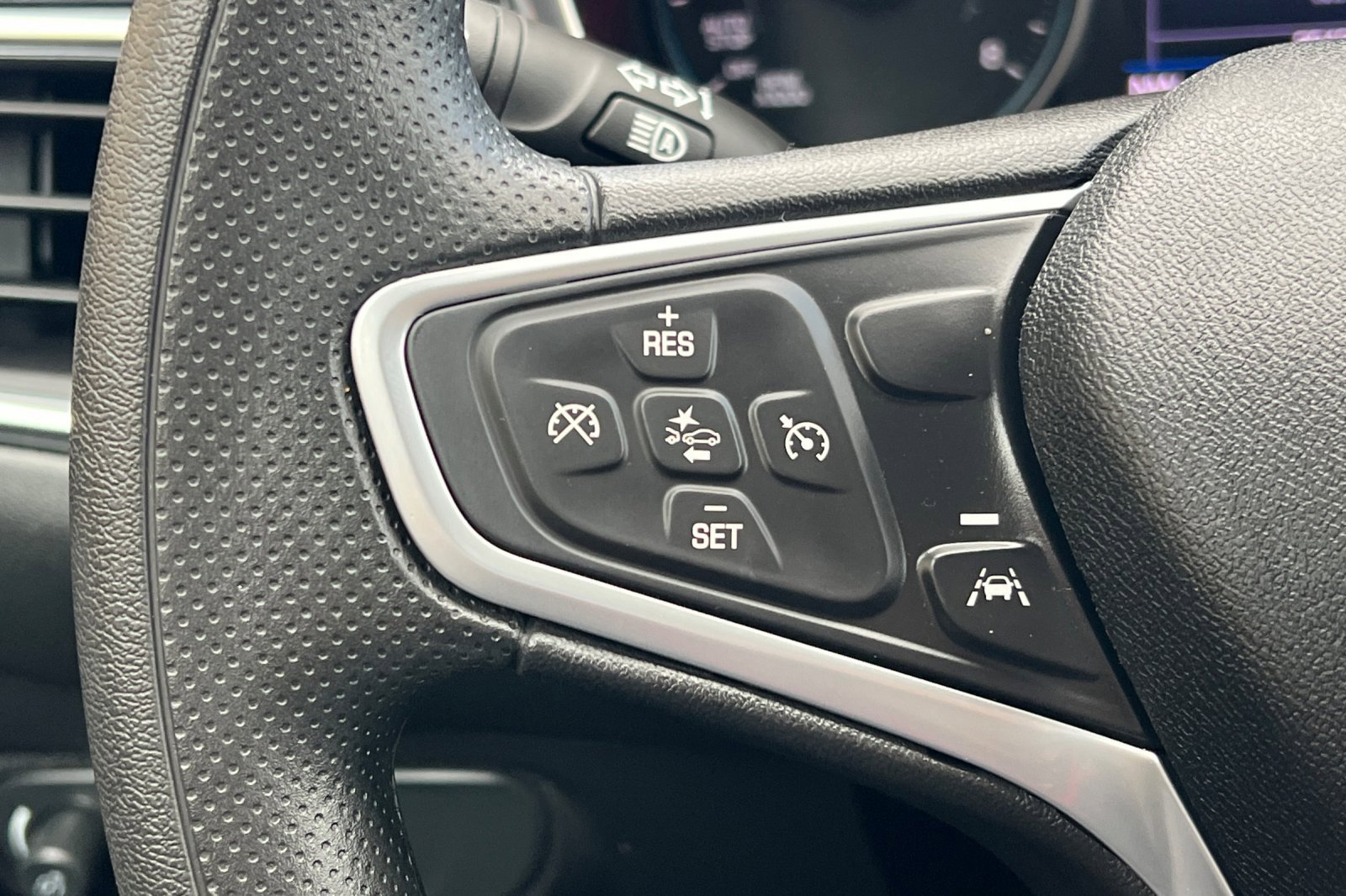 Used 2022 Chevrolet Equinox LT image 31