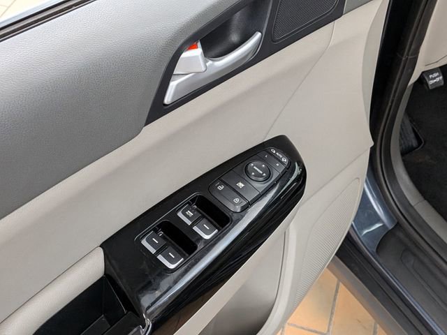 Used 2018 Kia Sportage EX w/ EX Premium Package image 14