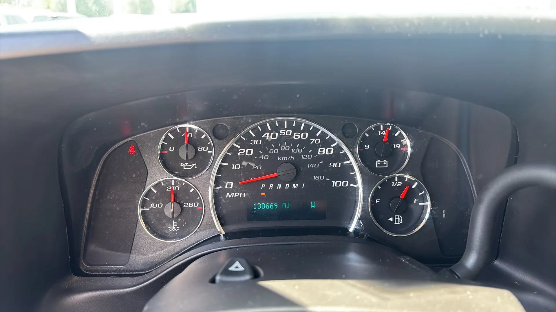 Used 2017 Chevrolet Express 2500 RWD image 24
