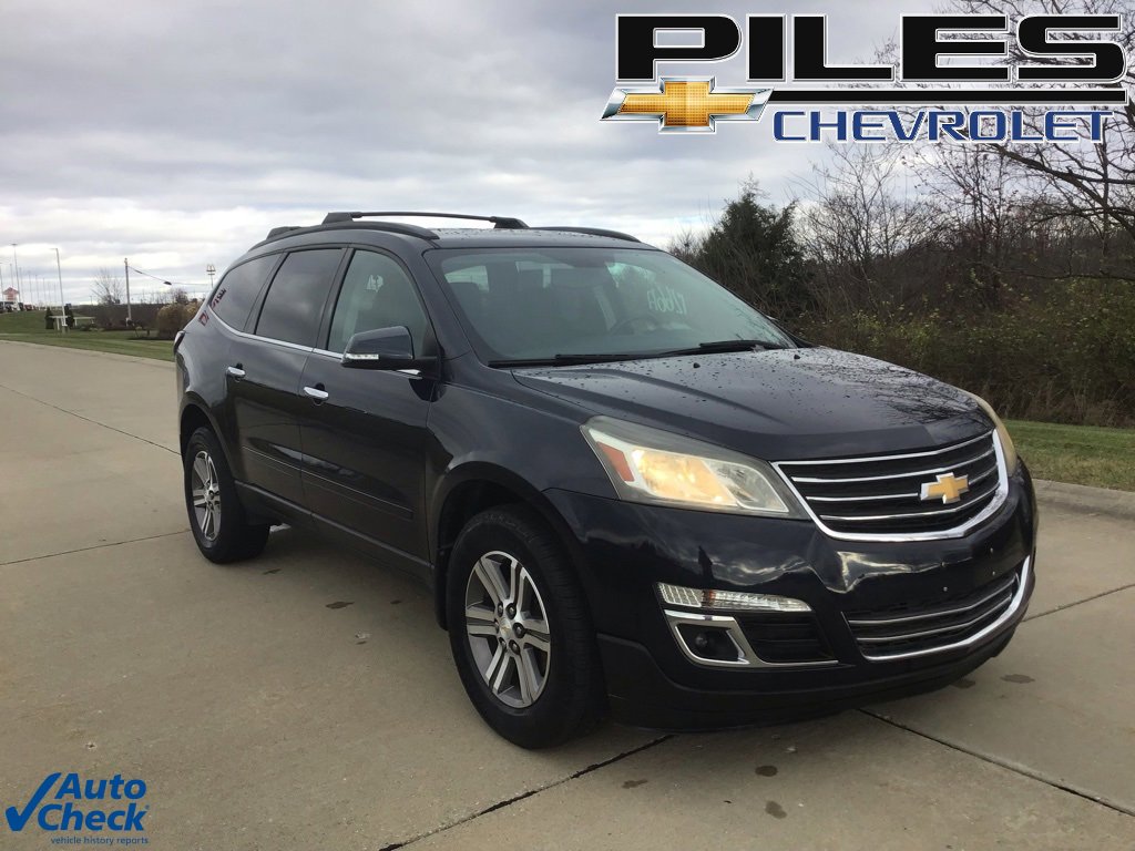 Used 2017 Chevrolet Traverse LT