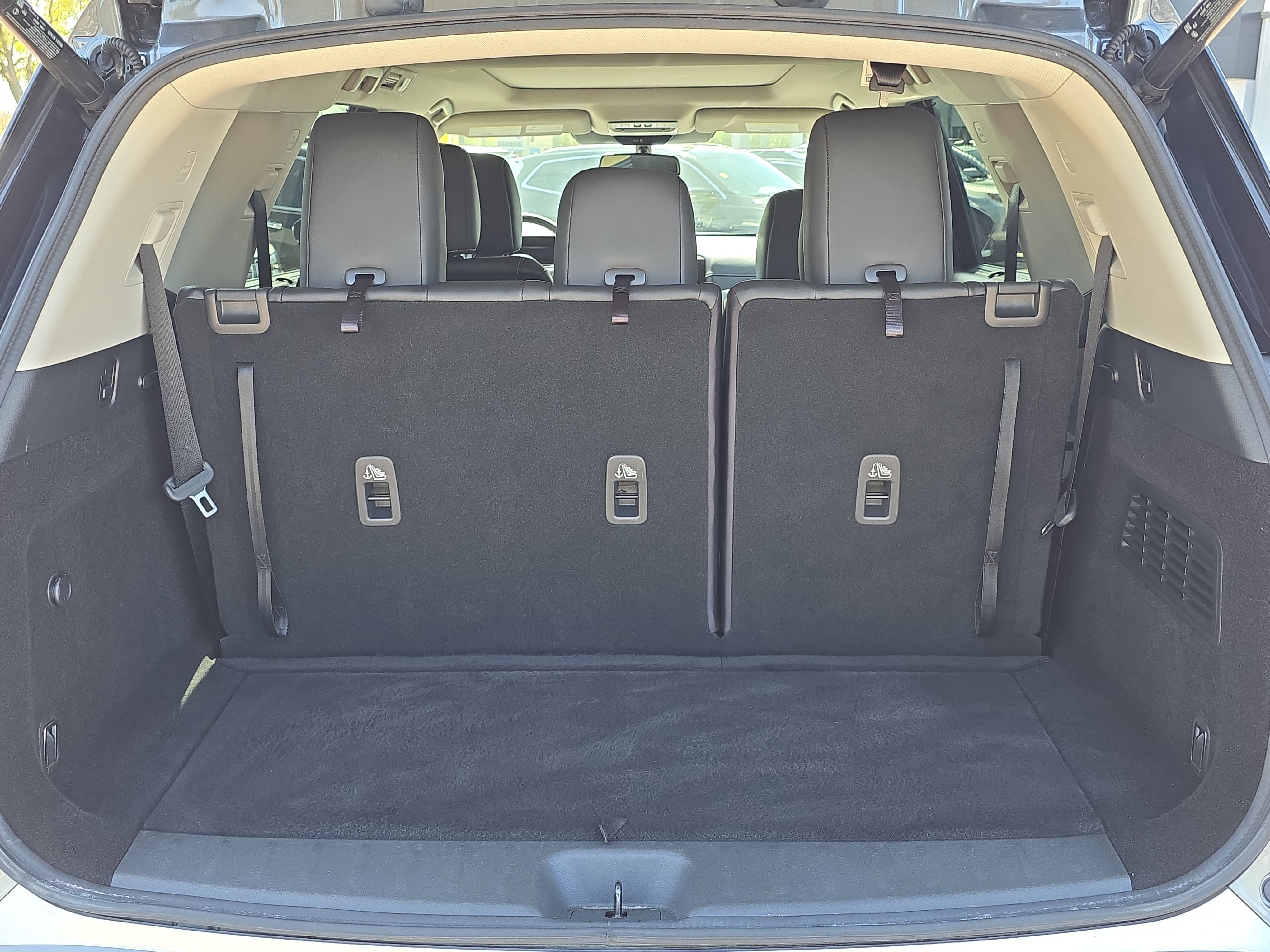 Used 2022 Nissan Pathfinder SL w/ SL Premium Package image 10