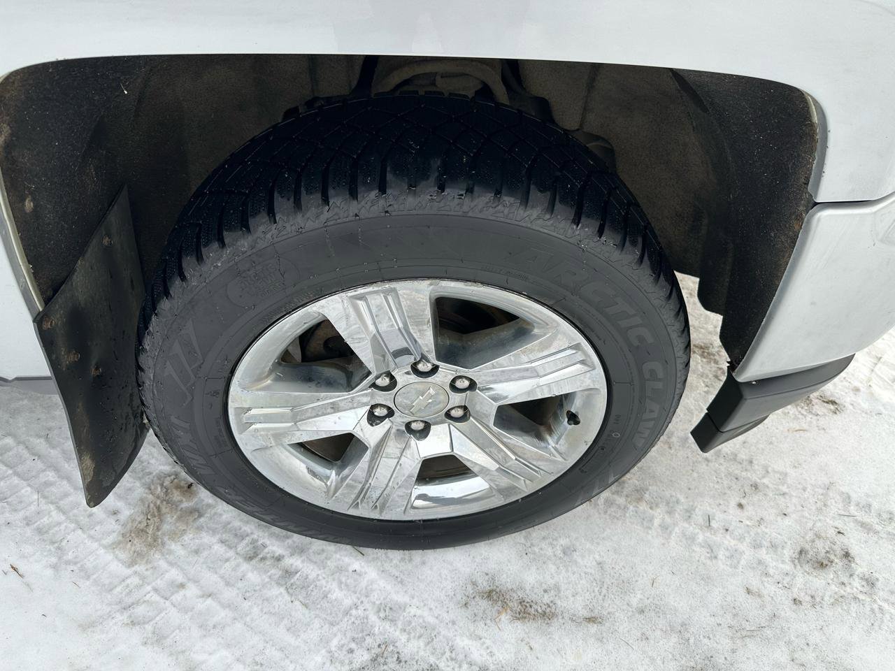 Used 2018 Chevrolet Silverado 1500 Custom w/ Custom Value Package image 12