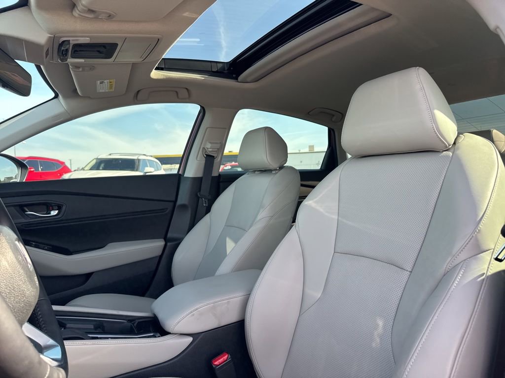 Used 2025 Honda Accord Touring image 18