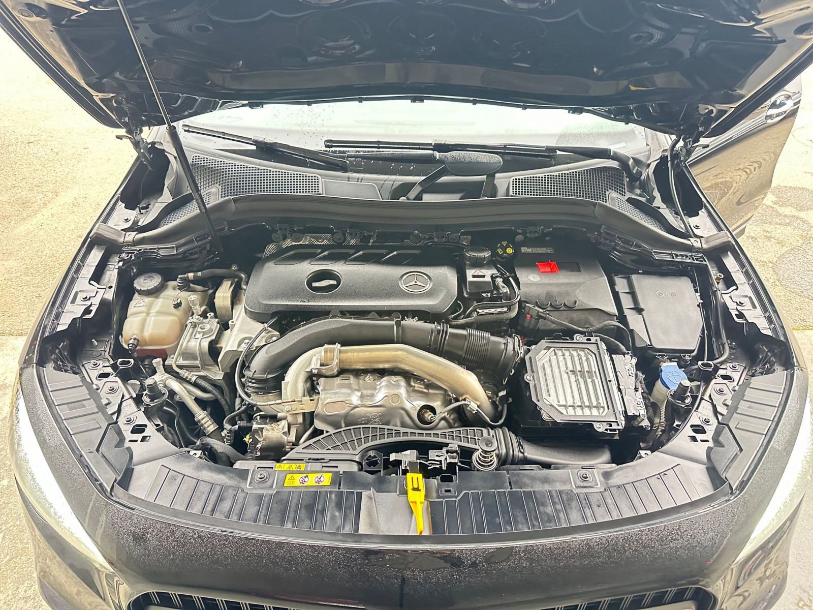 Used 2025 Mercedes-Benz GLA 250 4MATIC image 32