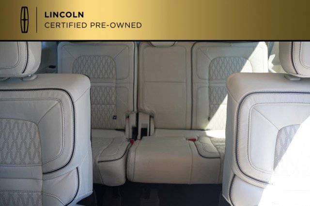 Certified 2024 Lincoln Navigator Black Label AWD/4WD image 16