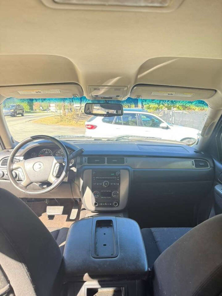 Used 2011 GMC Sierra 1500 SLE image 12