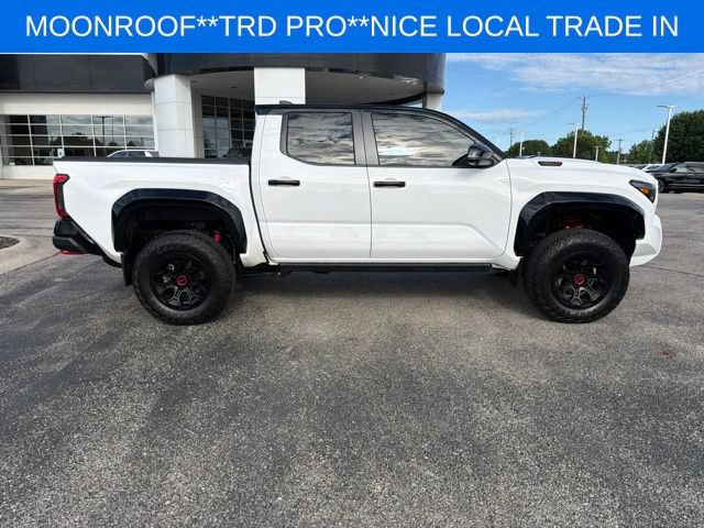 Used 2024 Toyota Tacoma TRD Pro AWD/4WD image 14