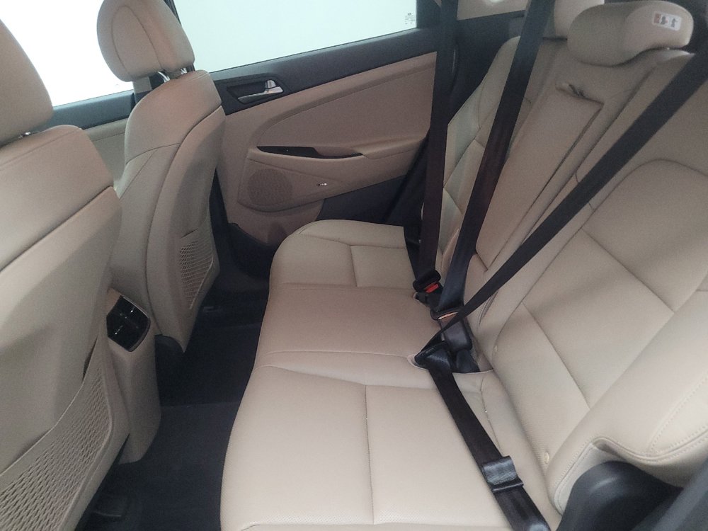 Used 2017 Hyundai Tucson SE Plus AWD/4WD image 18