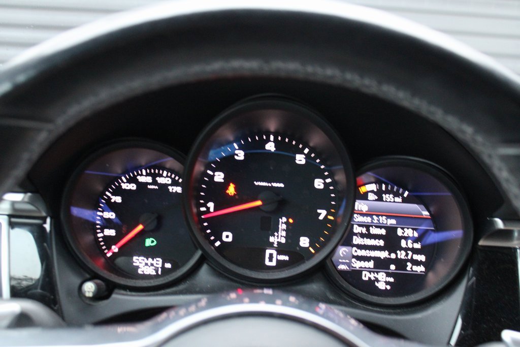 Used 2018 Porsche Macan image 23