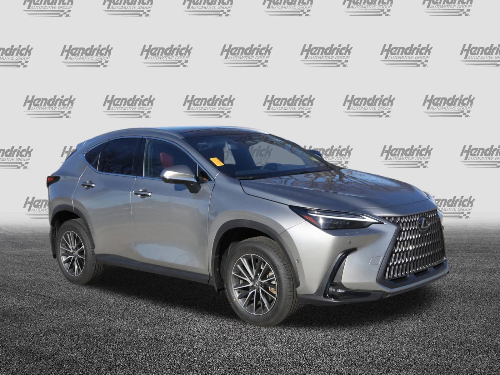 Used 2024 Lexus NX 300h AWD w/ Luxury Package image 2