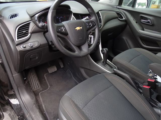 Used 2020 Chevrolet Trax LS w/ Tint and Cruise Package image 26