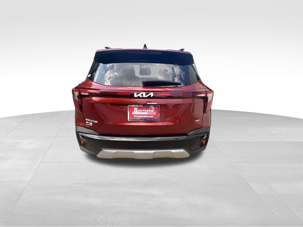 Certified 2025 Kia Seltos S AWD/4WD image 6