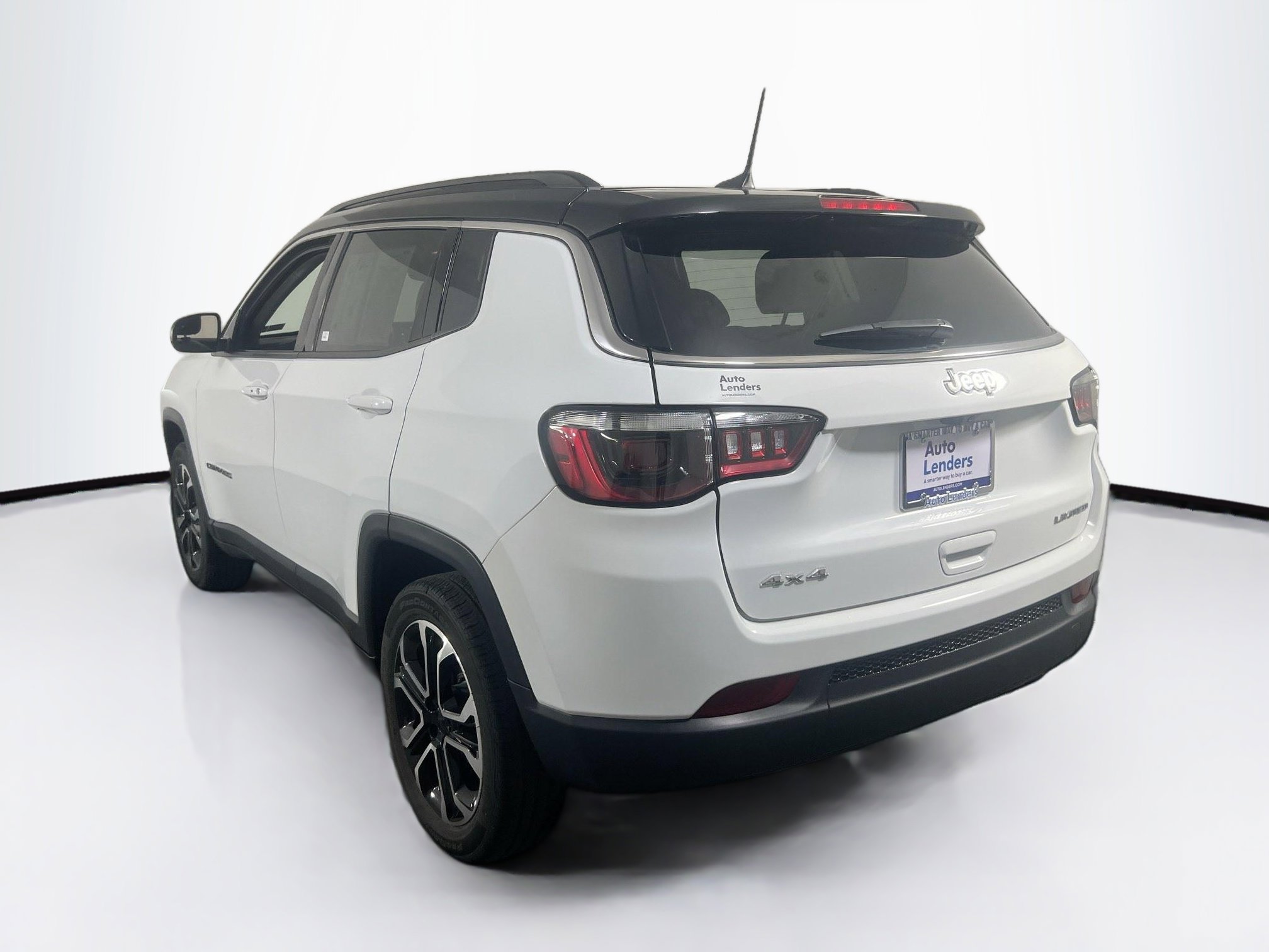 Used 2022 Jeep Compass Limited w/ Sun and Sound Group AWD/4WD image 7