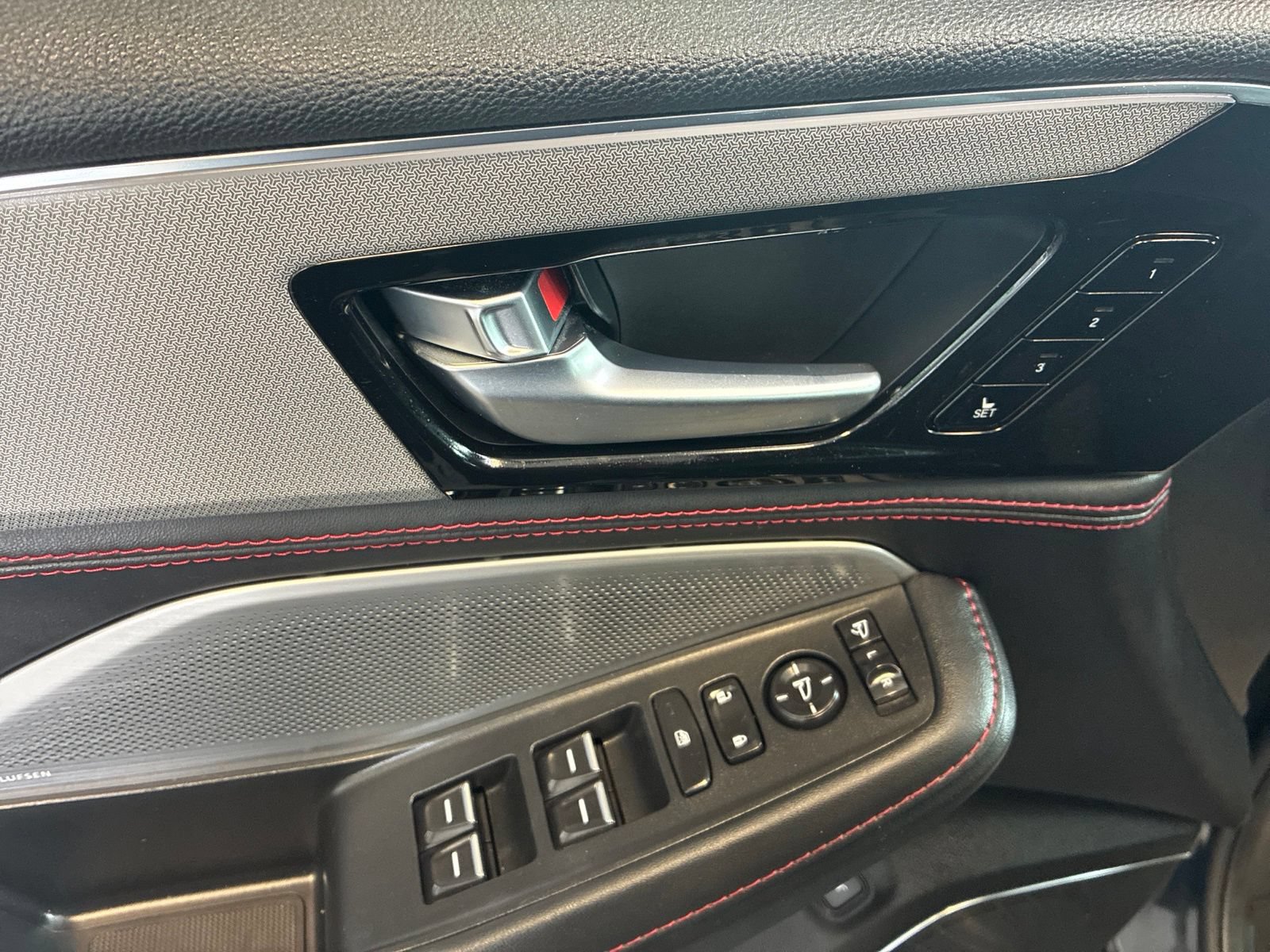 Used 2025 Acura MDX A-Spec AWD/4WD image 19