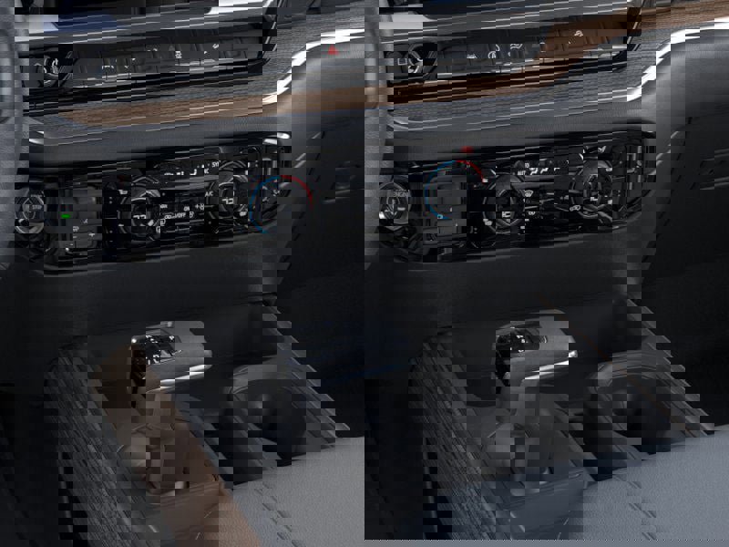 New 2026 Chevrolet Silverado 1500 LT image 28